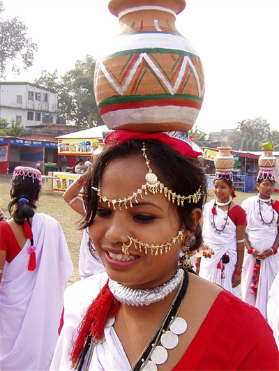 इंदौर निवेश：निवेश रणनीति पर मुद्रा प्रशंसा का प्रभाव